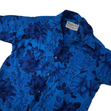 Load image into Gallery viewer, True Vintage 60s Waikiki Wear by Duke of Hollywood Hawaiian Shirt - M