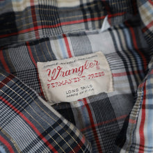 Load image into Gallery viewer, True Vintage 60s Wrangler Permanent Press Pearl Snap Down Western Shirt