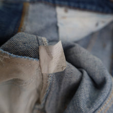 Load image into Gallery viewer, Vintage Levi's 505 USA Made Denim Jeans - 34"x30"