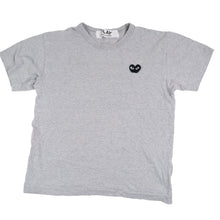 Load image into Gallery viewer, Comme Des Garcons Play Heart Patch Graphic T Shirt - M