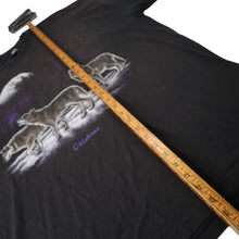 Load image into Gallery viewer, Vintage Wolf Night Scene Graphic T Shirt - XXL