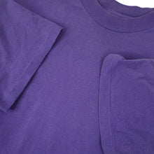 Load image into Gallery viewer, Vintage 90s Hanes Blank T Shirt - M