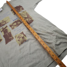 Load image into Gallery viewer, Vintage Idols and Icons Graphic T Shirt - M