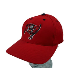 Load image into Gallery viewer, Vintage NWT Logo Athletic Tampa Bay Buccaneers Snapback Hat - OS