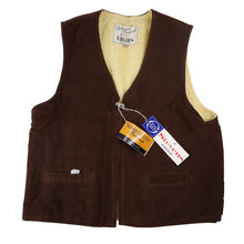 Load image into Gallery viewer, NWT True Vintage Grais Sherpa lined Suede Vest - L