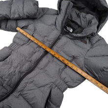 Load image into Gallery viewer, The North Face 550 Goose Down Quilted Puffer Jacket - WMNS XS