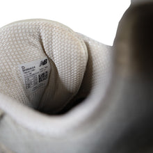 Load image into Gallery viewer, New Balance 990v4 Angora Sneakers - M12