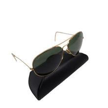 Load image into Gallery viewer, Vintage B&amp;L Bausch Lomb Rayban Aviator Sunglasses - OS