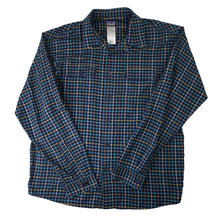 Load image into Gallery viewer, Patagonia Organic Cotton Button Down Shirt - L