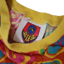 Load image into Gallery viewer, Vintage CCC Suzie B. London Hippie T Shirt - 21"x24"