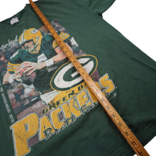 Load image into Gallery viewer, Vintage NFL Green Bay Packers Brett Favre Graphic T Shirt - L