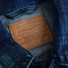 Load image into Gallery viewer, SAMPLE Levis Painted Plaid Denim Jacket - M