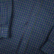 Load image into Gallery viewer, True Vintage Sir Pendleton Wool Dress Shirt - M