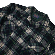 Load image into Gallery viewer, Vintage Pendleton Loop Collar Wool Flannel Plaid Shirt