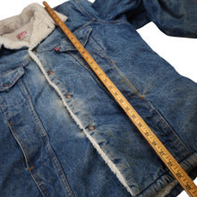Load image into Gallery viewer, Vintage Levis Denim Sherpa Jacket - L