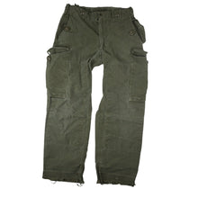 Load image into Gallery viewer, True Vintage 1967 Peerless Garments Military Trousers - S