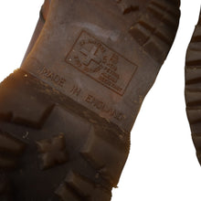 Load image into Gallery viewer, Vintage Dr.Martens England Made Leather Oxford Shoes - M8