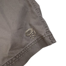 Load image into Gallery viewer, Mountain Hardwear Belted Adventure Shorts - XL