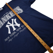 Load image into Gallery viewer, Vintage MLB New York Yankees Graphic T Shirt - L