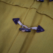Load image into Gallery viewer, True Vintage 70s Sears Roebuck JR Bazaar Bone Toggle Wool Coat - WMNS M