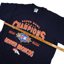 Load image into Gallery viewer, Vintage 90s Denver Broncos Champions Roster Graphic T Shirt - L