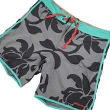 Load image into Gallery viewer, Patagonia Hybrid Tropical Swim Shorts - 33"