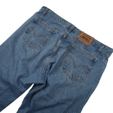 Load image into Gallery viewer, Vintage Levi's 505 Straight Leg Orange Tab Denim Jeans - 40"x32"