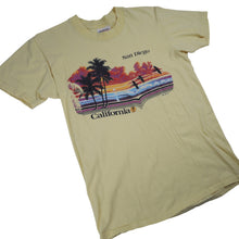 Load image into Gallery viewer, Vintage '82 San Diego California Graphic Tourist T Shirt - M