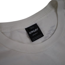 Load image into Gallery viewer, Oakley Frogskins Spellout Graphic T Shirt - S
