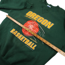 Load image into Gallery viewer, Vintage Russell University of Oregon Ducks Womens Basketball Graphic Sweatshirt - WMNS M