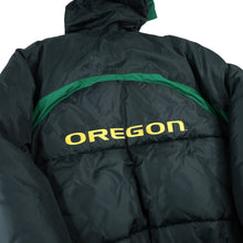 Load image into Gallery viewer, Vintage Nike University of Oregon Ducks Quilted Spellout Jacket - M