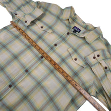 Load image into Gallery viewer, Vintage Patagonia Organic Cotton Button Up Shirt - L