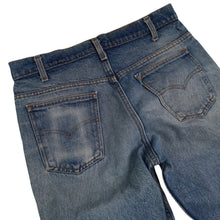 Load image into Gallery viewer, Vintage Levi's 505 USA Made Denim Jeans - 34"x30"
