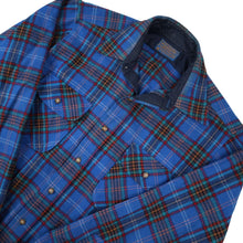 Load image into Gallery viewer, Vintage Pendleton %100 Wool Plaid Button Up Shirt - M