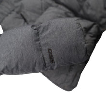 Load image into Gallery viewer, The North Face 550 Goose Down Quilted Puffer Jacket - WMNS XS