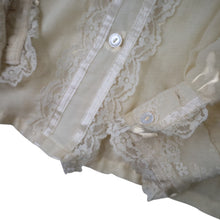 Load image into Gallery viewer, Vintage Gunne Sax Jessica's Gunnies Lace Button Up Shirt - W7