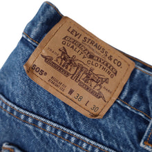 Load image into Gallery viewer, Vintage Levis 505 Orange Tab Denim Jeans - 38"x30"