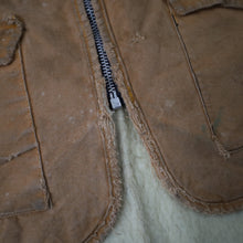 Load image into Gallery viewer, True Vintage Distressed Western Trails Bend Oregon Sportsman Vest - M