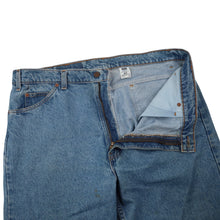 Load image into Gallery viewer, Vintage Levi's 505 Straight Leg Orange Tab Denim Jeans - 40"x32"
