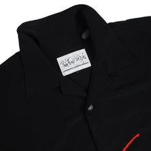 Load image into Gallery viewer, Vintage Y2k Dragonfly Pink Floyd The Wall TV Button Up Shirt - XL