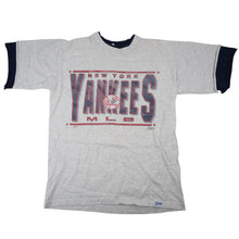 Load image into Gallery viewer, Vintage 90s Salem Sportswear New York Yankees Graphic T Shirt - M