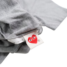 Load image into Gallery viewer, Comme Des Garcons Play Heart Patch Graphic T Shirt - M