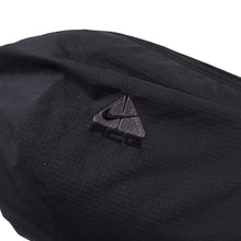 Load image into Gallery viewer, Vintage Nike ACG Layer 3 Packable Windbreaker Jacket - L