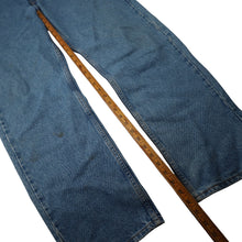 Load image into Gallery viewer, Vintage Levi's 505 Straight Leg Orange Tab Denim Jeans - 40"x32"