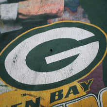 Load image into Gallery viewer, Vintage NFL Green Bay Packers Brett Favre Graphic T Shirt - L