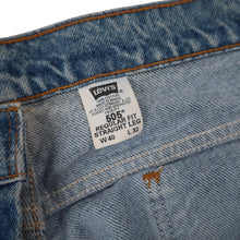 Load image into Gallery viewer, Vintage Levi's 505 Straight Leg Orange Tab Denim Jeans - 40"x32"