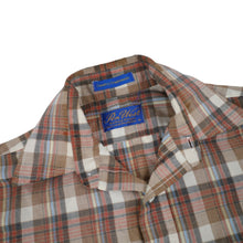 Load image into Gallery viewer, Vintage Pen West by Pendleton Casual Button Up Shirt - S