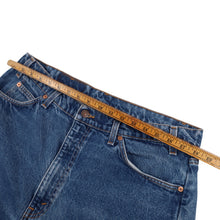 Load image into Gallery viewer, Vintage Levis 505 Orange Tab Denim Jeans - 38"x30"