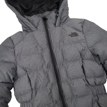 Load image into Gallery viewer, The North Face 550 Goose Down Quilted Puffer Jacket - WMNS XS