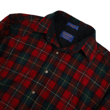 Load image into Gallery viewer, Pendleton %100 Wool Flannel Boyd Tartan Trail Shirt - M